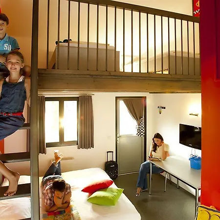 Holiday park Legoland 3*