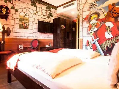פארק נופש Legoland 3*